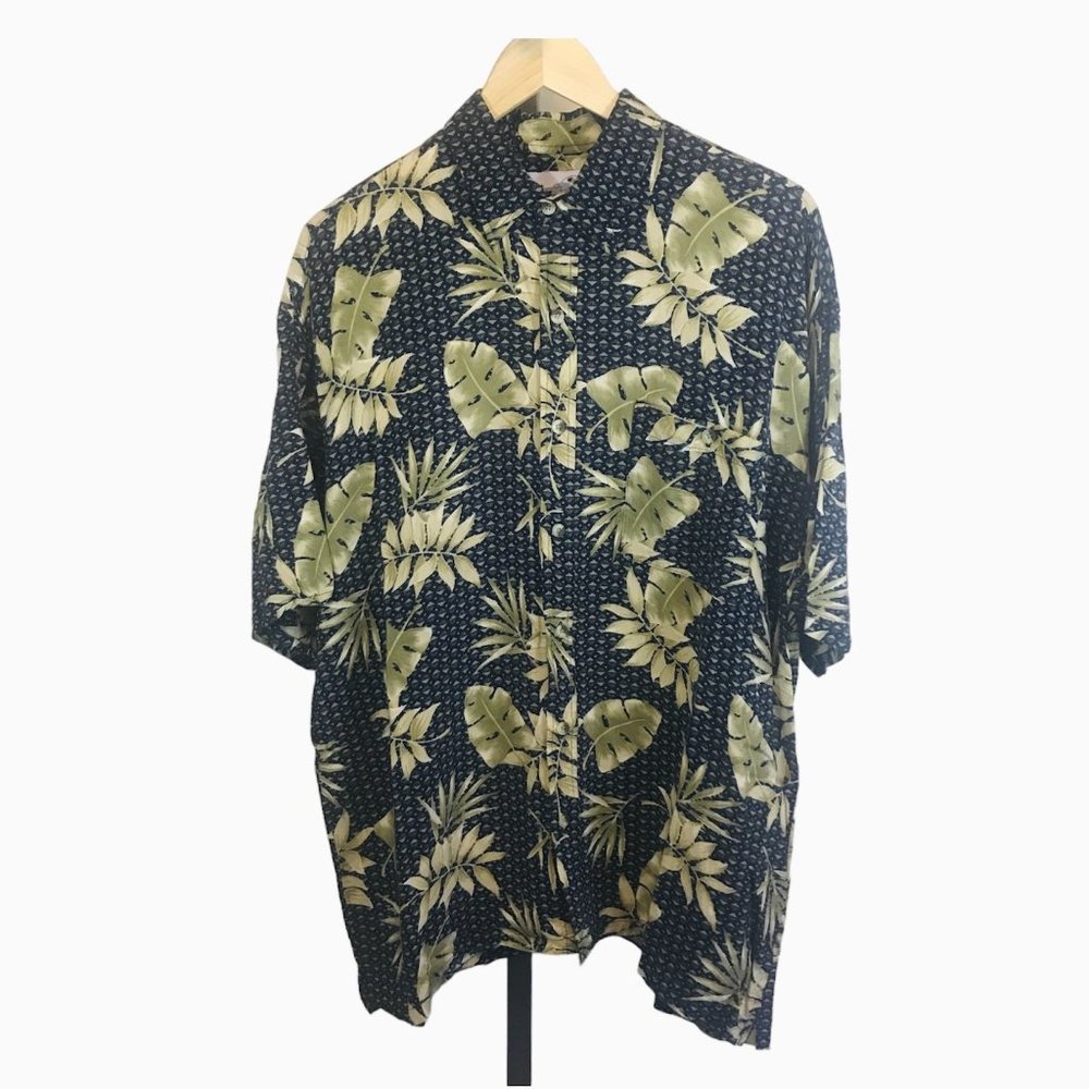 Sun Casuals Men's Large Rayon Tropical Button Front Shirt Beige Black Leaf Print